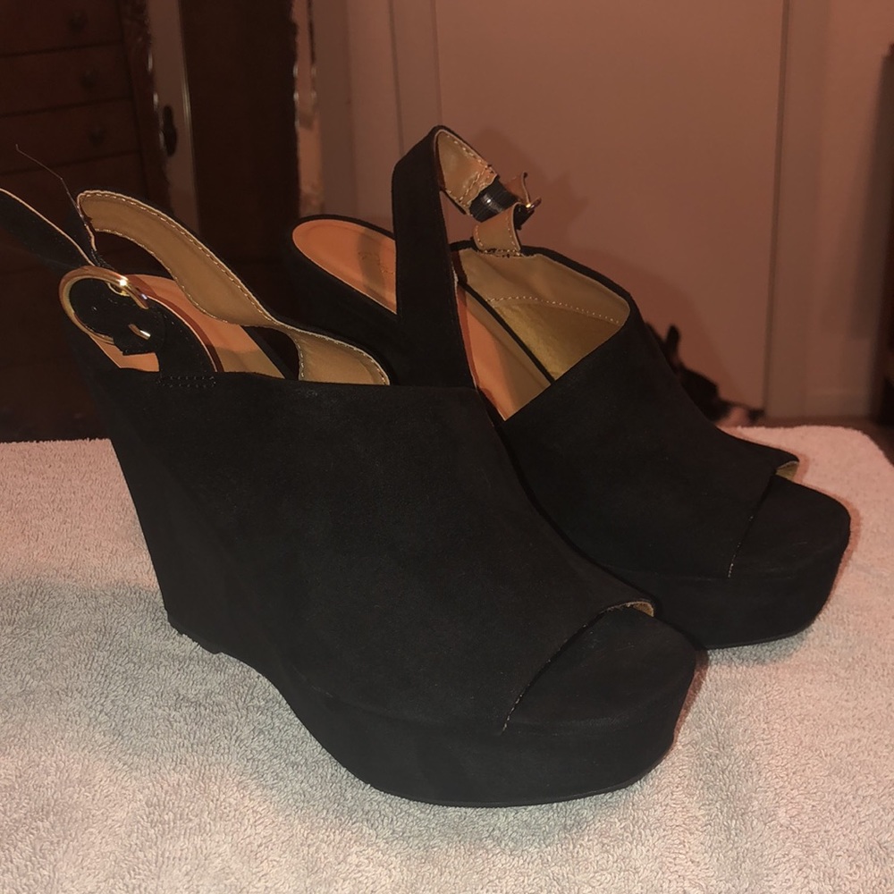 Qupid Black Wedges 7.5 - Picture 2 of 5